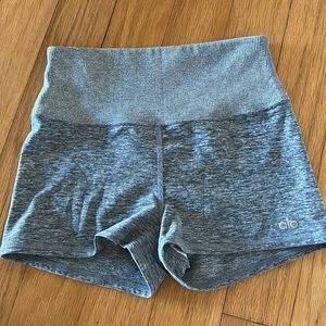 Alo Athletic shorts, Grey, Size S